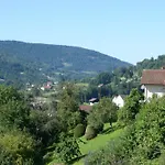 Spacieux A Le Tholy, 6 Pers, Vosges - Fr-1-589-784 Apartman