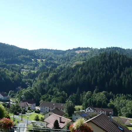 Appartement Spacieux à Le Tholy, 6 Pers, Vosges - Fr-1-589-784 *